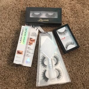 Lash Bundle Never worn or opened.
